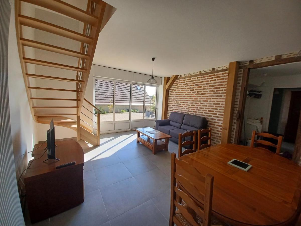 Reve De Loire Gite Au Calme Au Pied Des Chateaux De La Loire อังแซ็ง ภายนอก รูปภาพ